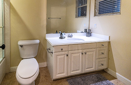 2814 Lake Crest Ct.  Chula Vista, CA 91915