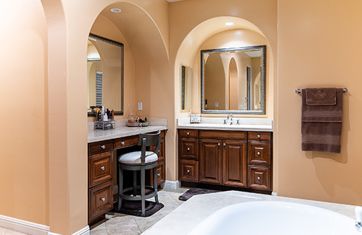 2814 Lake Crest Ct.  Chula Vista, CA 91915