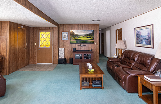 1490 S. Orange Ave. #123 El Cajon, CA 92020