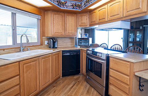 1490 S. Orange Ave. #123 El Cajon, CA 92020