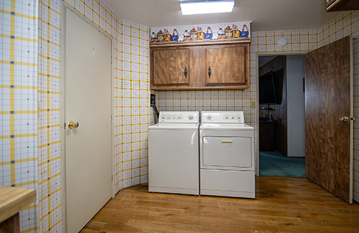 1490 S. Orange Ave. #123 El Cajon, CA 92020